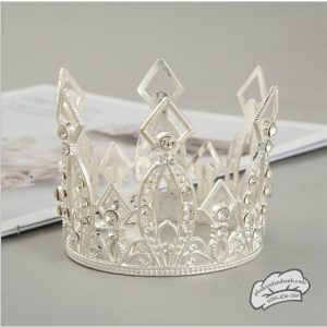 Vương miện thái tử bạc NHỰA (6.9 x 6cm) - Cái