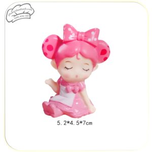 Bé gái đội nơ hồng - Con