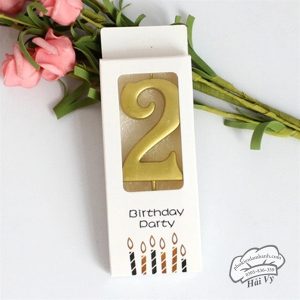 Nến số 2 Cao cấp (1 số/vỉ) - Vỉ