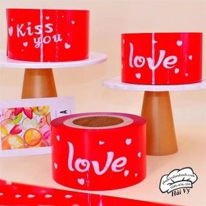Alternative view of Quấn thành bánh Love Kiss you - Cuộn