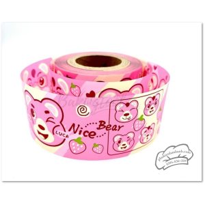 Quấn thành bánh meka Gấu dâu - Cuộn