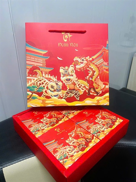 Hộp bánh trung thu Long phượng - 4 bánh - 10 Cái