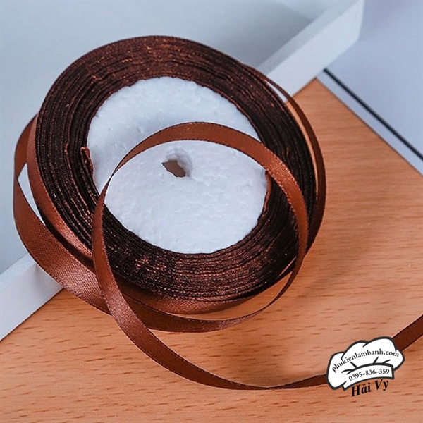 Ruy băng lụa trơn 1cm x 22m Nâu - Cuộn