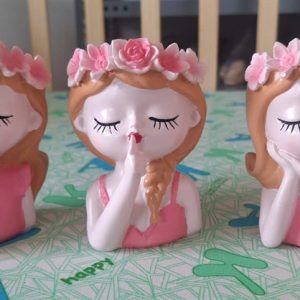 Tượng compisite cô gái mộng mơ - Gói