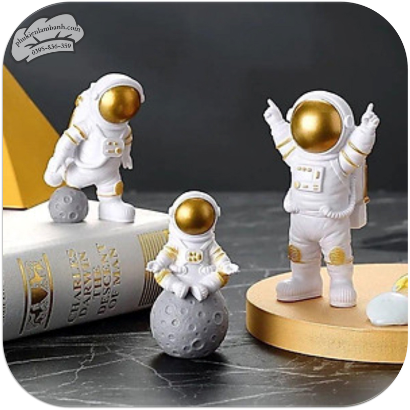 Bộ 3 phi hành gia kính vàng - Bộ