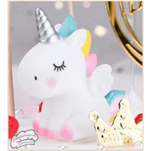 Ngựa 1 sừng trắng có cánh - Con