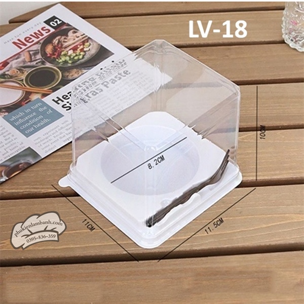 Hộp PET vuông kèm dĩa LV18 - 50 Cái