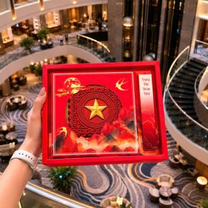 Trung thu Sơn Hà 300-600gr - 1b Đỏ - 10 Cái